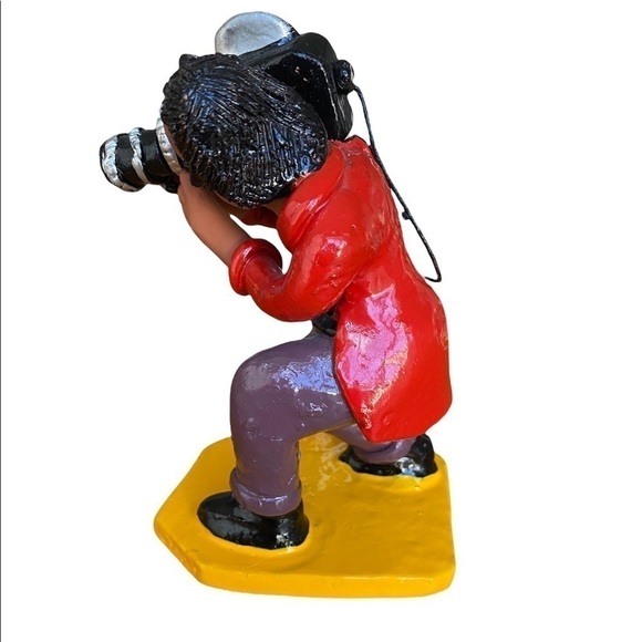 RARE FIND Vintage -Work of the Popular Artist Mestre Luiz Antônio - TV cameraman - Picture 2 of 11